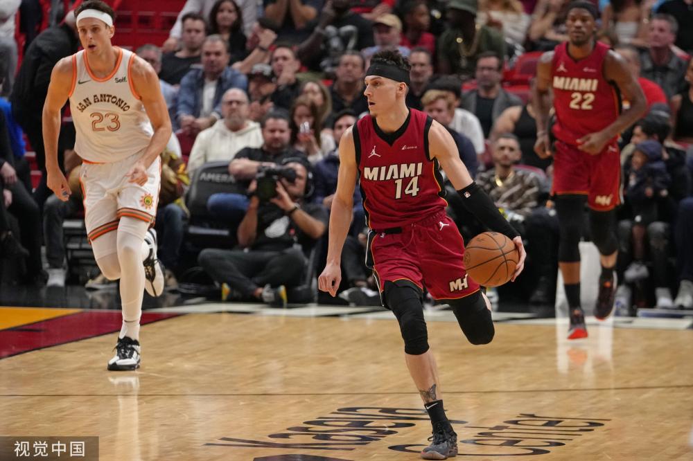 在英超赛场 在英超赛场