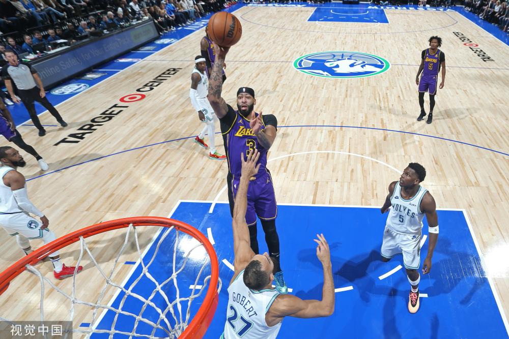 而替补登场 而替补登场